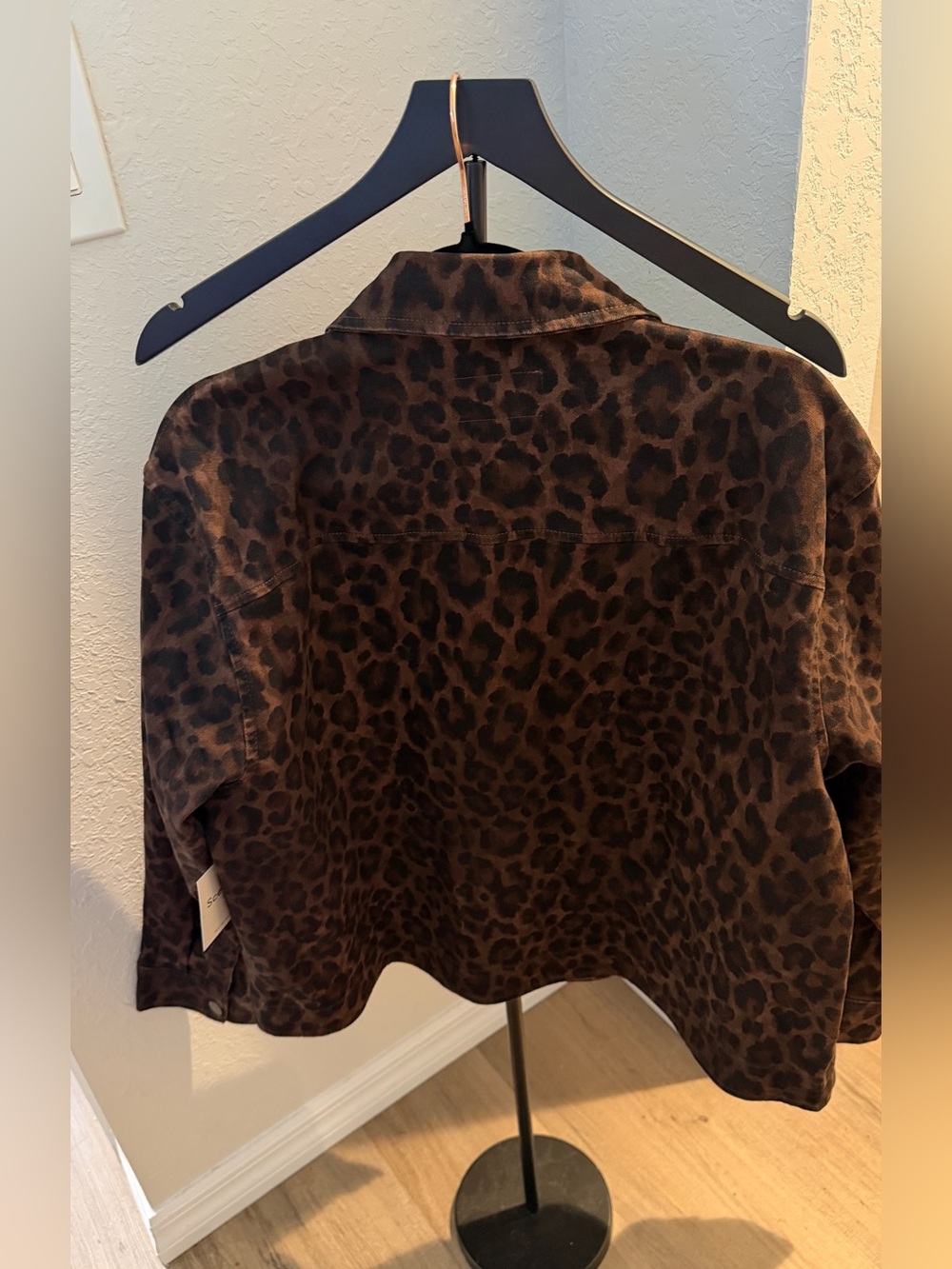 Ladies Brown Leopard Print Button-Up Denim Jacket - Picture 2 of 5